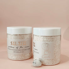 Load image into Gallery viewer, SELENE | goddess of the moon | crystal infused bath soak