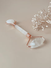 Load image into Gallery viewer, Crystal Face Roller
