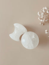 Load image into Gallery viewer, Mushroom Gua Sha