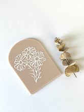 Load image into Gallery viewer, Arch Decor Plaque