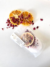 Load image into Gallery viewer, Botanical Infused Salt Soaks