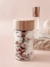 Load image into Gallery viewer, Glass Jar Soaks