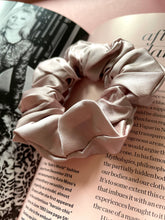 Load image into Gallery viewer, Mulberry Silk Scrunchie