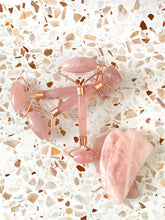 Load image into Gallery viewer, Crystal Face Roller