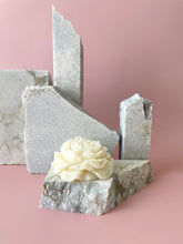 Load image into Gallery viewer, Peony Sculpted Candle