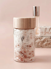 Load image into Gallery viewer, Glass Jar Soaks